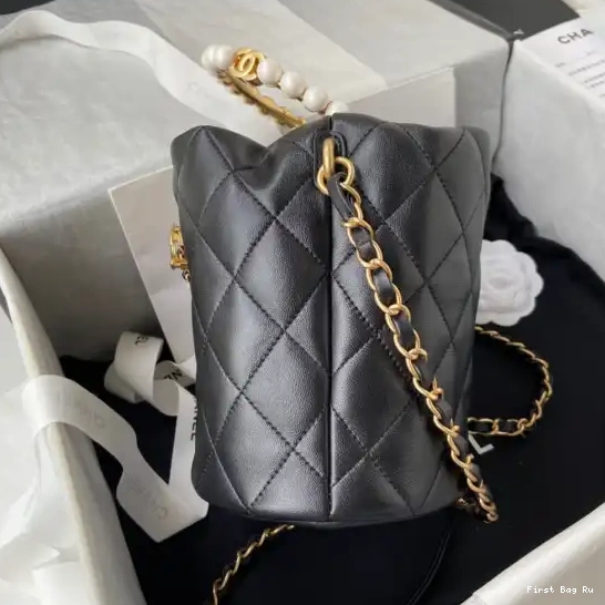 First Bag Ru BUCKET CHANEL BAG 0701